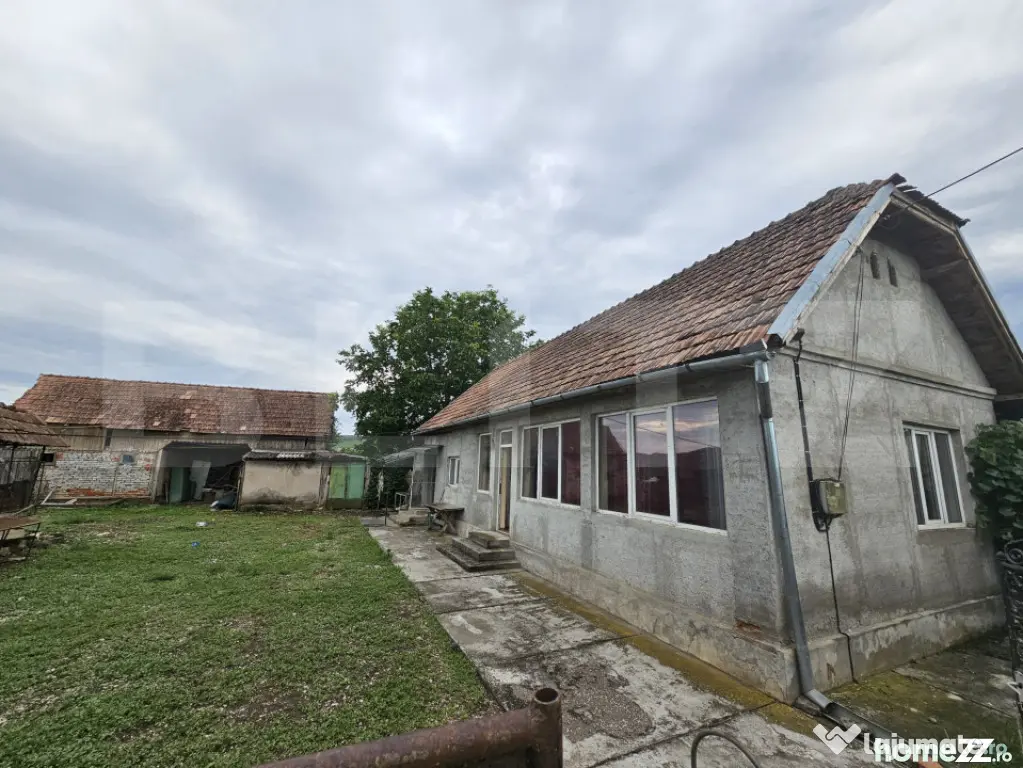 Casă de vanzare, 94 mp, teren intravilan 2.698 mp, Cisteiu