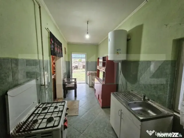 Casă de vanzare, 94 mp, teren intravilan 2.698 mp, Cisteiu