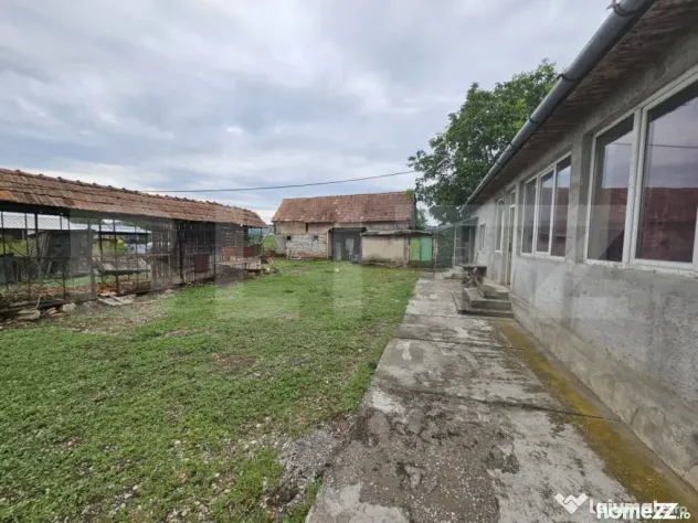 Casă de vanzare, 94 mp, teren intravilan 2.698 mp, Cisteiu
