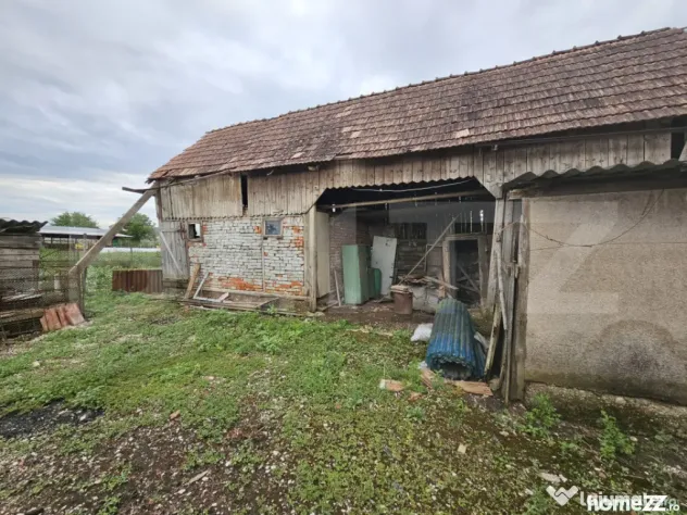 Casă de vanzare, 94 mp, teren intravilan 2.698 mp, Cisteiu