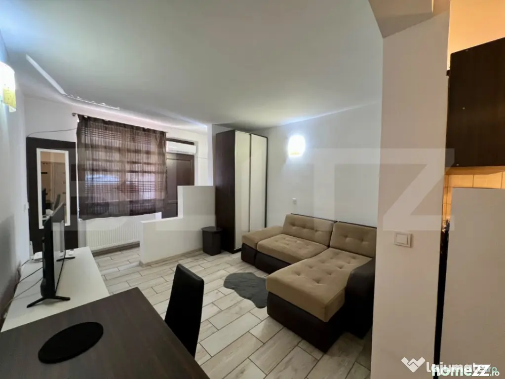 Garsoniera, 38 mp, AC si centrala proprie, parter, zona Cent - Craiova (Dolj)