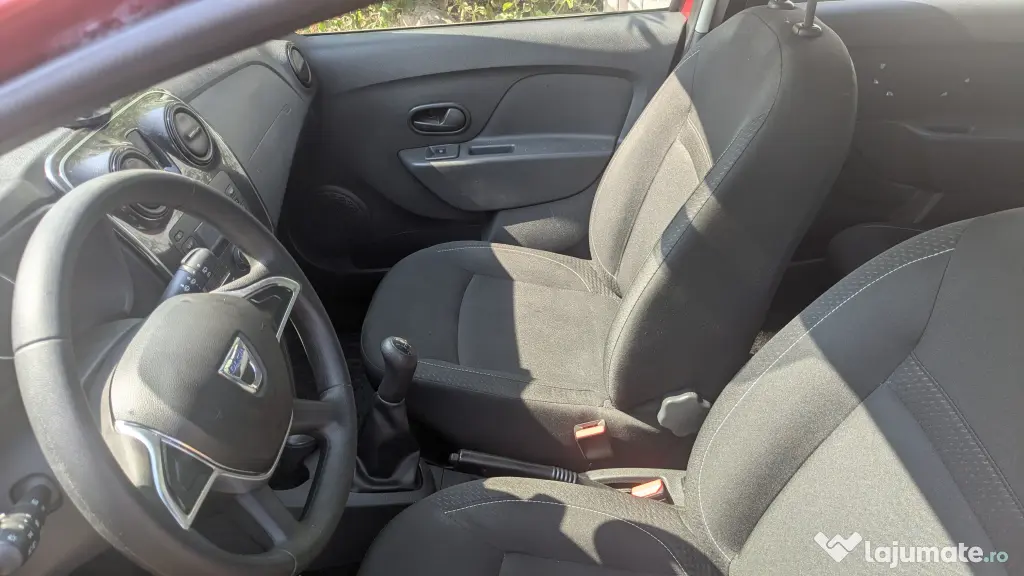 Dacia Sandero 2018 - Foarte buna intretinuta, *MOTOR STRICAT*