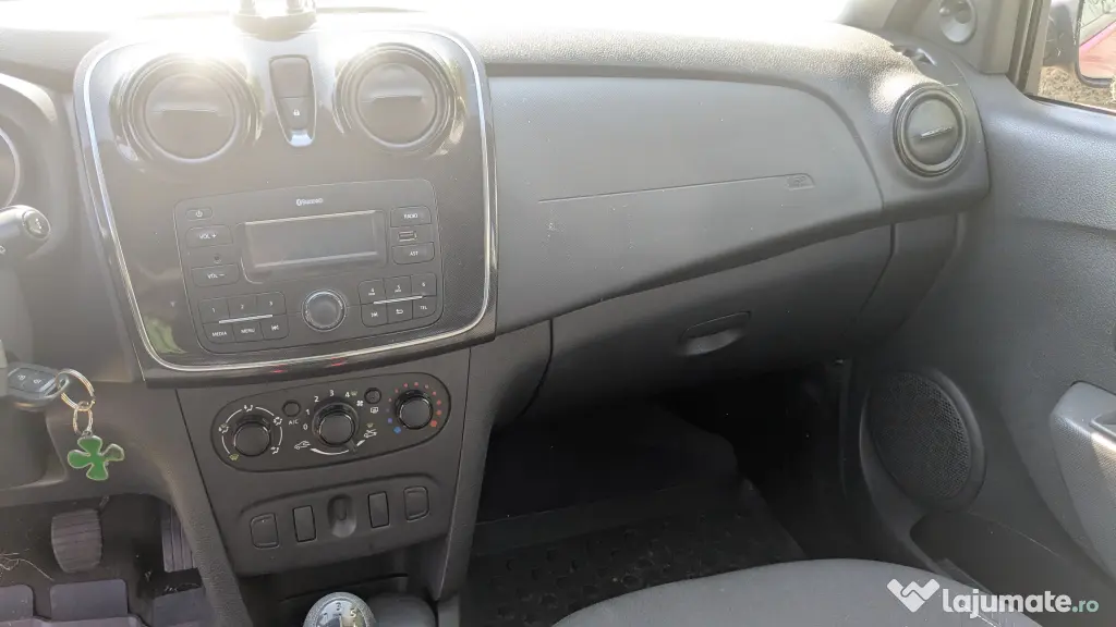 Dacia Sandero 2018 - Foarte buna intretinuta, *MOTOR STRICAT*
