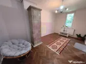 Casă la curte la câțiva pași de Calea Victoriei, 5 mi...