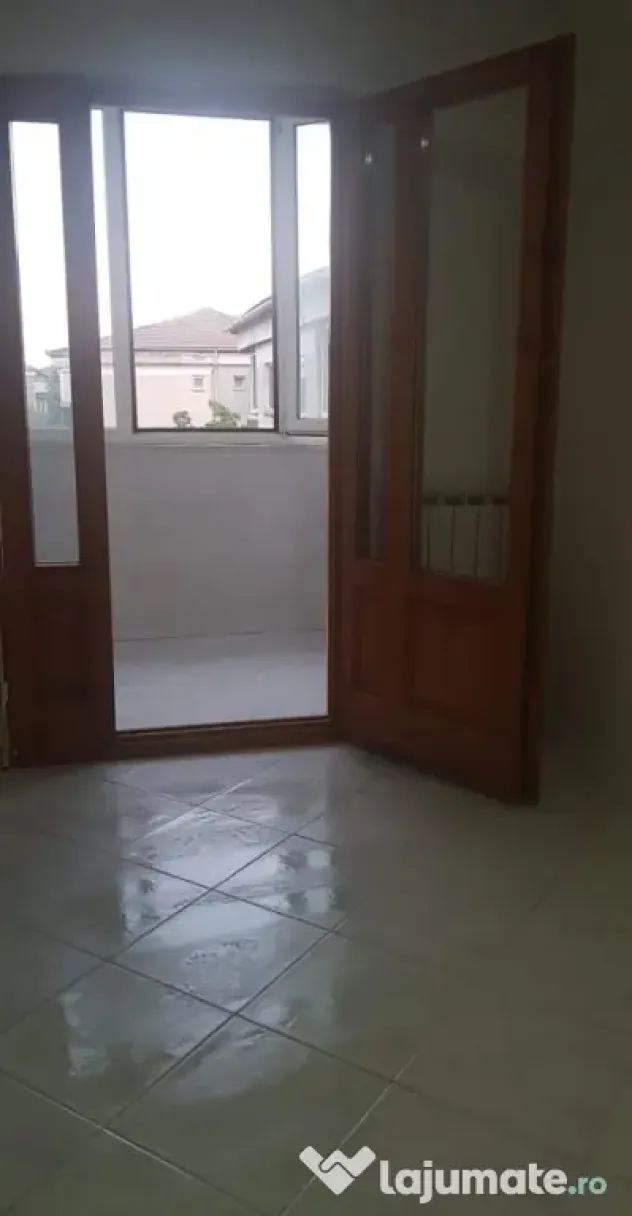 Inchiriez apartament 2 camere Oradea Rogerius