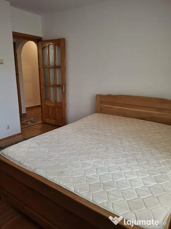 Inchiriez apartament 2 camere central