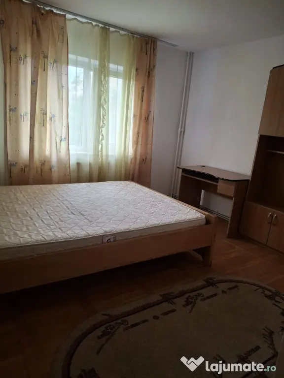 Inchiriez apartament 2 camere central