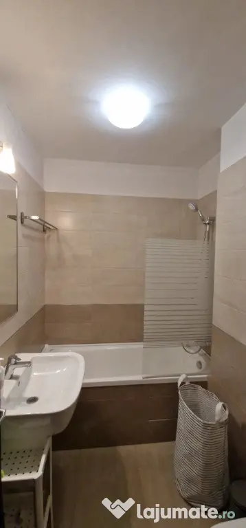 Muncii etaj 2 bloc nou cu centrala