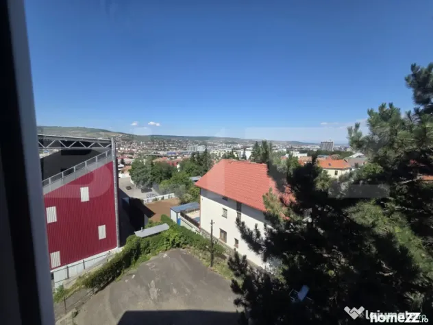 Garsonieră de vânzare, 12 mp, etaj intermediar, zona Gruia