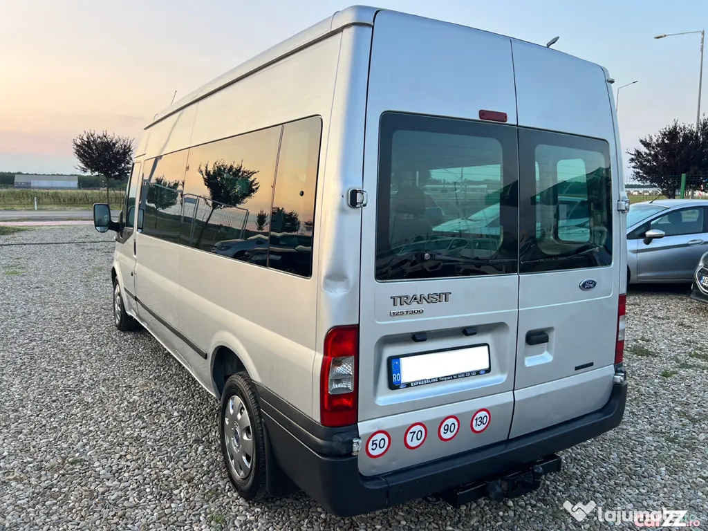 Ford Transit 8+1 LOCURI 2.2tdci/125cp 2014 TVA Deductibil