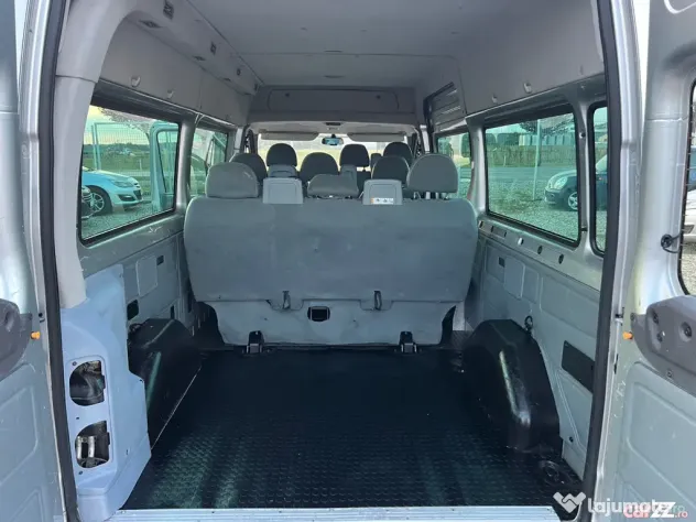 Ford Transit 8+1 LOCURI 2.2tdci/125cp 2014 TVA Deductibil