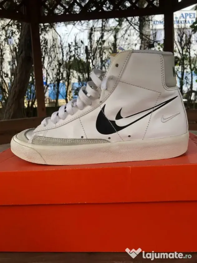 Bascheți Nike originali