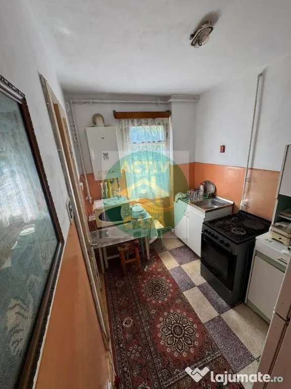 Apartament 2 camere, etaj intermediar