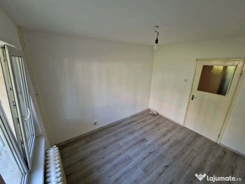 P.F apartament 3 camere,2 bai decomandat,65m 0% comision,Manastur