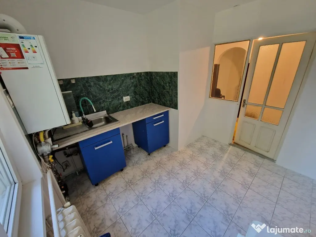 P.F apartament 3 camere,2 bai decomandat,65m 0% comision,Manastur