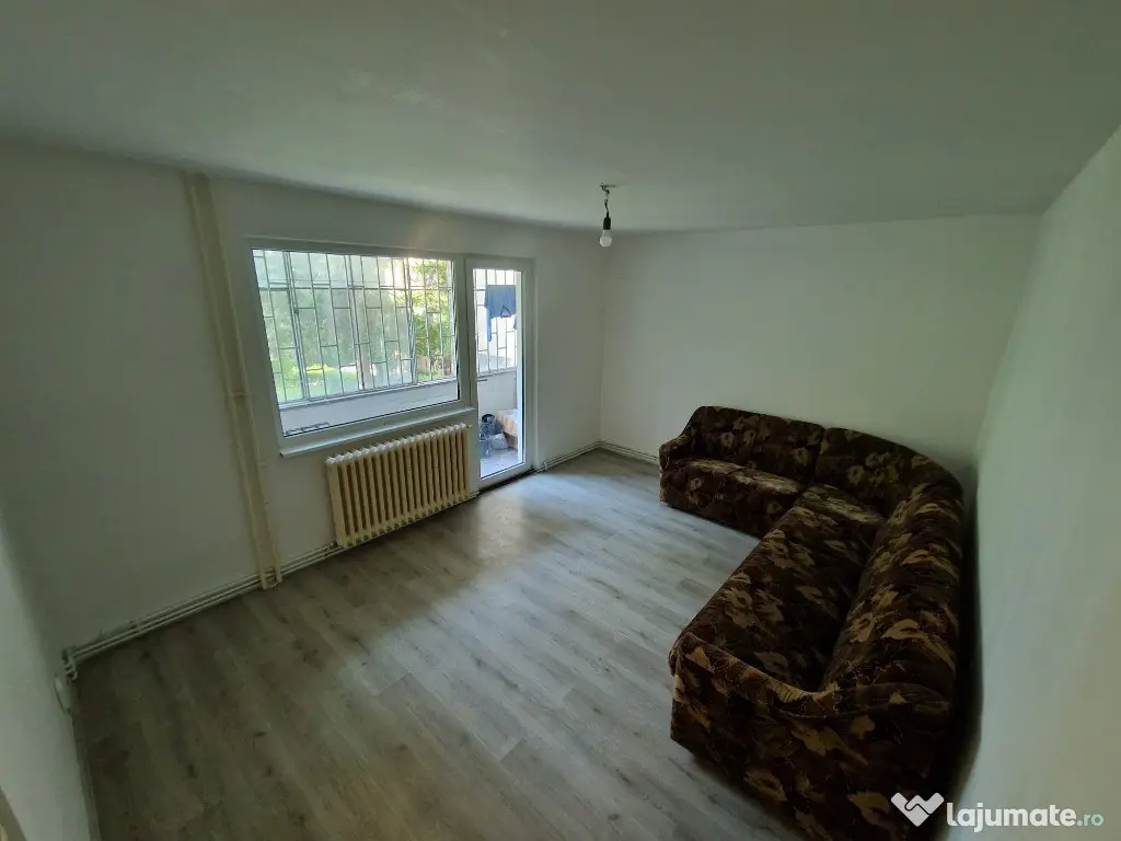 P.F apartament 3 camere,2 bai decomandat,65m 0% comision,Manastur