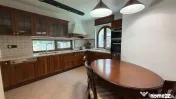 Vila Unirii I 8 camer I gradina intima