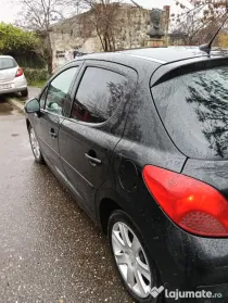 Vând Peugeot 207 an 2008