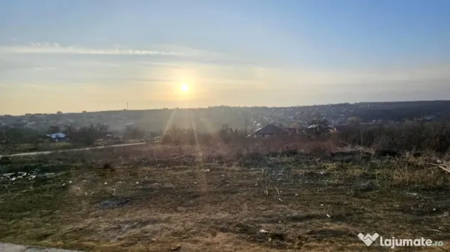 Teren intravilan , Bucium Barnova