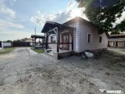 Casă cu teren Bolotesti 