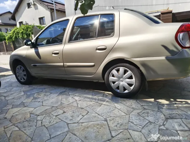 De vanzare Clio Symbol, benzina, 114300 Km