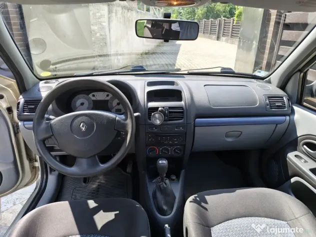 De vanzare Clio Symbol, benzina, 114300 Km