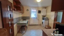 Casa cu teren 935 m , doua corpuri de case, Sacele -zona bun