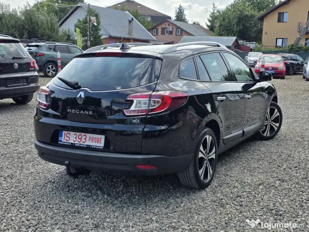 Renault Megane BOSE 2011 1.5 dCi 110 CP euro 5 / RATE fara avans