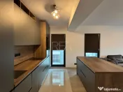 3 camere Vitan decomandat, centrală, parcare, et. 2, an 202