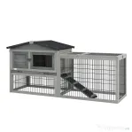 PawHut Cuib Exterior din Lemn de Brad cu Rampă, Acoperiș Rabatabil Impermeabil, Sertar Detașabil, Cuib pentru Iepuri, Animale Mici, Gri Deschis | Aosom Romania
