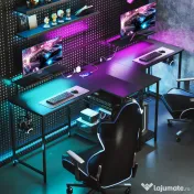 HOMCOM Birou Gaming Reversibil în L cu LED, 114,5x82 cm Birou Colțar cu Prize Electrice, Suport pentru Monitor și Rafturi Reglabile din Rețea, Stație Gaming pentru Acasă, Birou sau Studiu, Negru | Aosom Romania