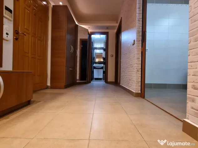 Arena Mall-Ștefan cel Mare-3 camere-76 mp utili-renovat și