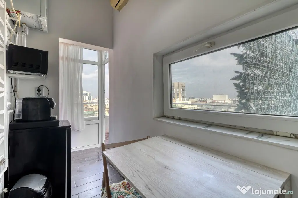 Terasă panoramică și probabil cea mai frumoasă priveliste din centru