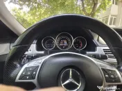 Vând Mercedes w212 motor defect 