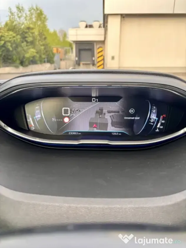 SUV automat inmatriculat RO - Peugeot 3008