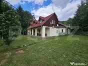 Pensiune & Complex Turistic, 12 camere, 3 clădiri, teren 3. 