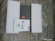 Invertor Solar Hibrid PowMr, 1500W, CC 24 volti cu Controler de Incarcare Solar MPPT Incorporat de 80A. 