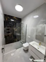 De inchiriat apartament cu 2 camere , 52mp , zona piața de 