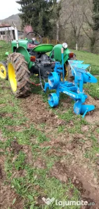 Vând Tractor Landini urgent 