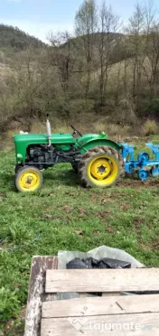 Vând Tractor Landini urgent 