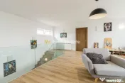 Casa in stil mediteranean cu teren generos