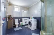 Casa cu curte | Cladire pentru activitati comerciale si s... 