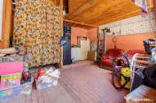 Casa cu curte | Cladire pentru activitati comerciale si s... 