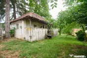 Teren 2240 mp intravilan + casa batraneasca Hintesti-Basa...