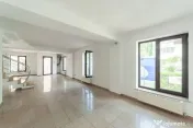 Clădire versatilă de închiriat în zona Teilor 