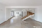 Clădire versatilă de închiriat în zona Teilor 