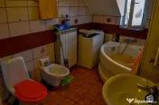 Apartament 3 camere zona Spitalul Judetean 