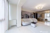 De Închiriat Apartament 3 camere Pitesti- zona Marasesti! 