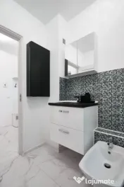 Apartament Gavana, 4 camere, etaj 1, renovat recent , zon... 
