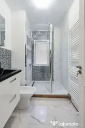 Apartament Gavana, 4 camere, etaj 1, renovat recent , zon... 